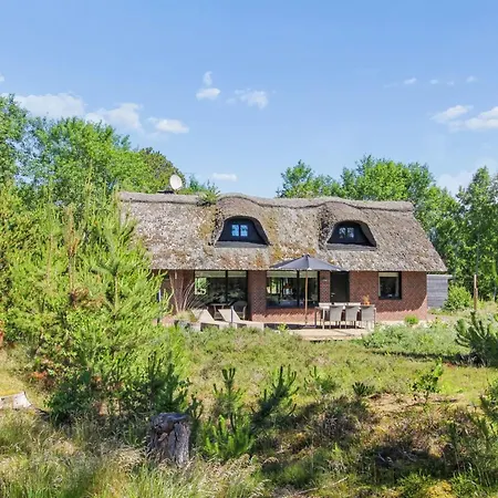 Kersta - 3-3km From The Sea By Interhome Vakantiehuis Kongsmark